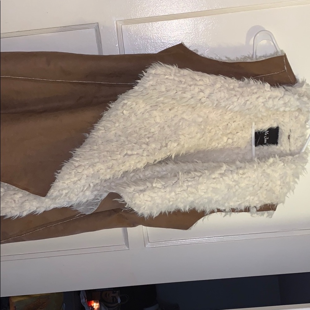 Fur vest